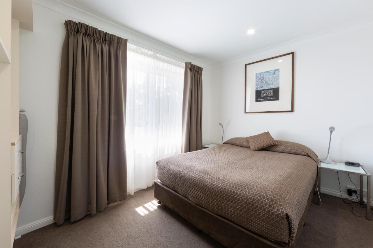 Forrest Hotel & Apartments Canberra Eksteriør bilde