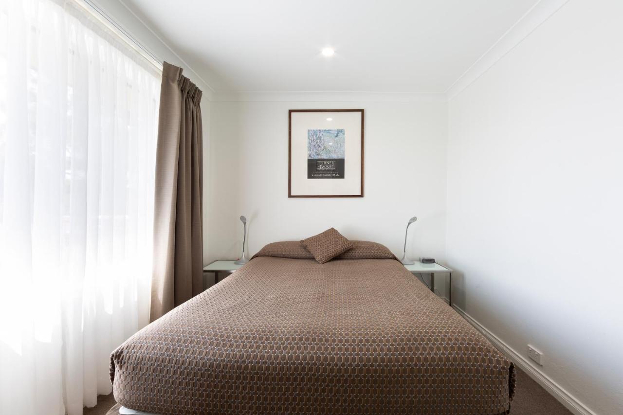 Forrest Hotel & Apartments Canberra Eksteriør bilde